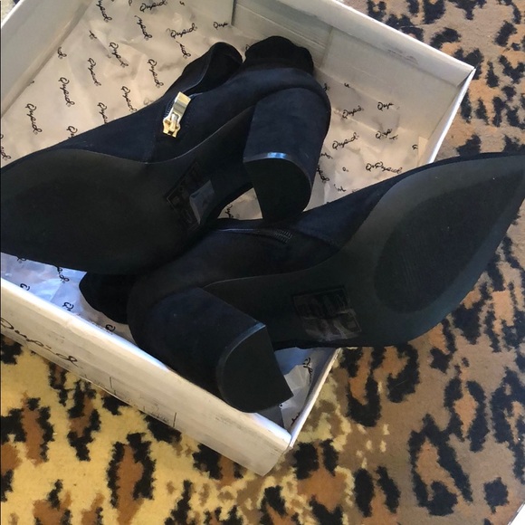 Black booties - Picture 3 of 4